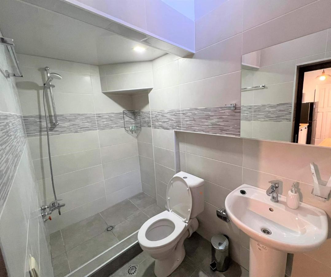 Griboedov Apartment Tbilisi Luaran gambar